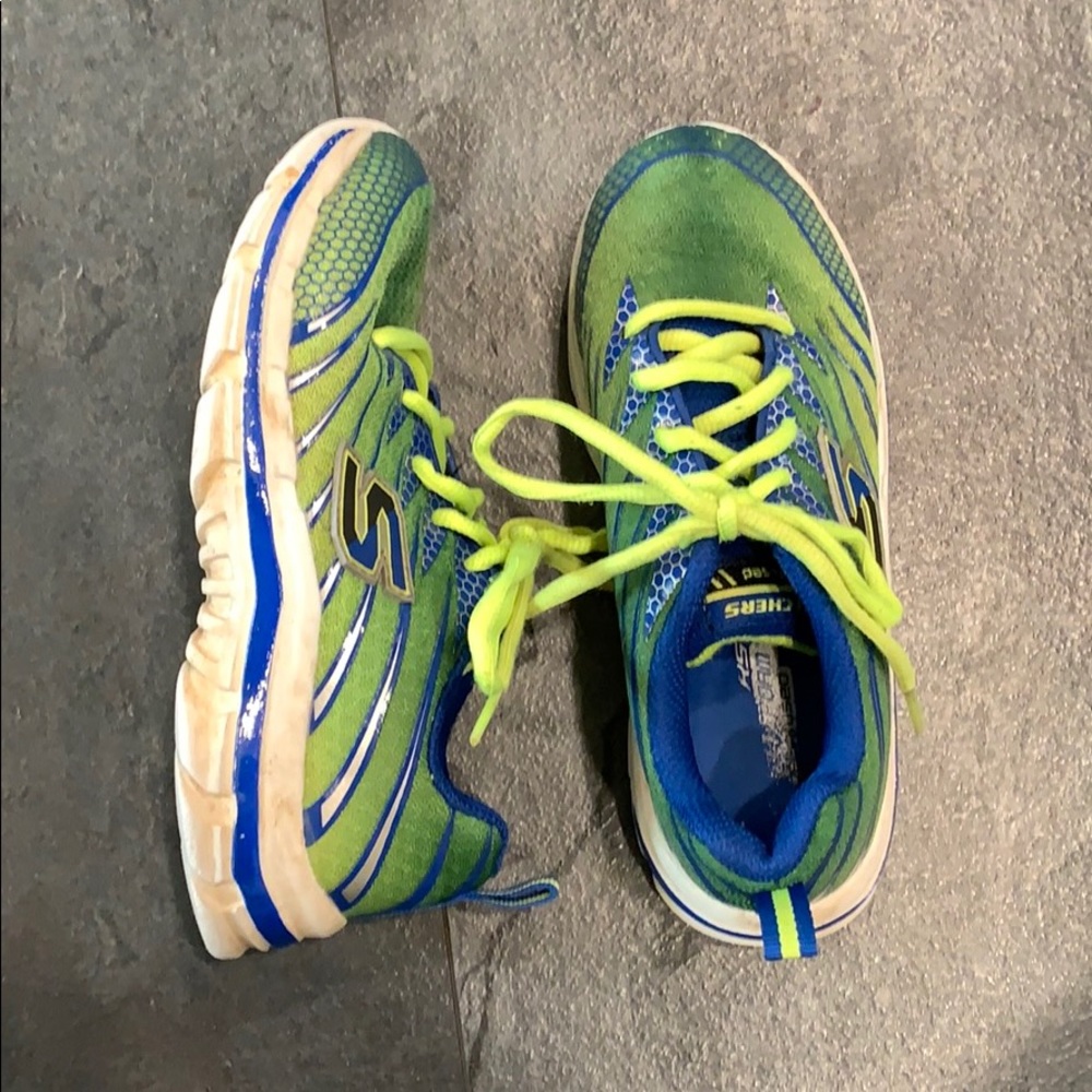 Skechers